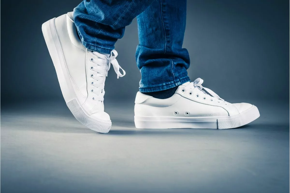 How To Clean White Sneakers, Everything You Need To Know